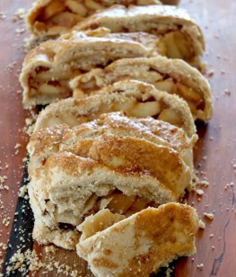 Top 10 Non-Traditional Apple Strudel Recipes - Top 10 Food and Drinks ...